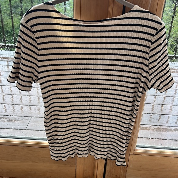 EUC Woman’s Worthington Stretch Top - Picture 3 of 6